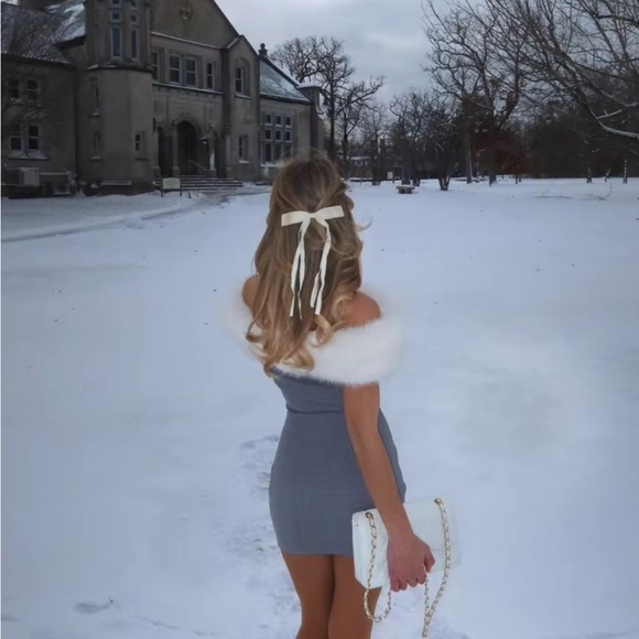 🎉On Sale Off shoulder dress detachable faux fur shawl for versatile styling - Picture 3 of 16